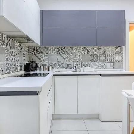 Apartment Modern Maisonette, Steps From Valletta & Views! Il-Furjana
