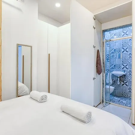 Apartment Modern Maisonette, Steps From Valletta & Views! *