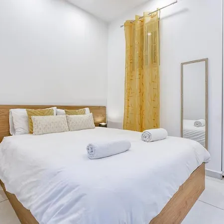 Modern Maisonette, Steps From Valletta & Views! Il-Furjana